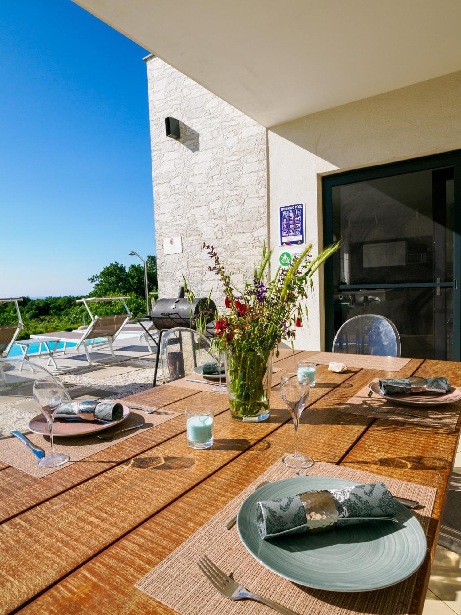 Sea View Villa Sun Sea & Fire Крница Экстерьер фото