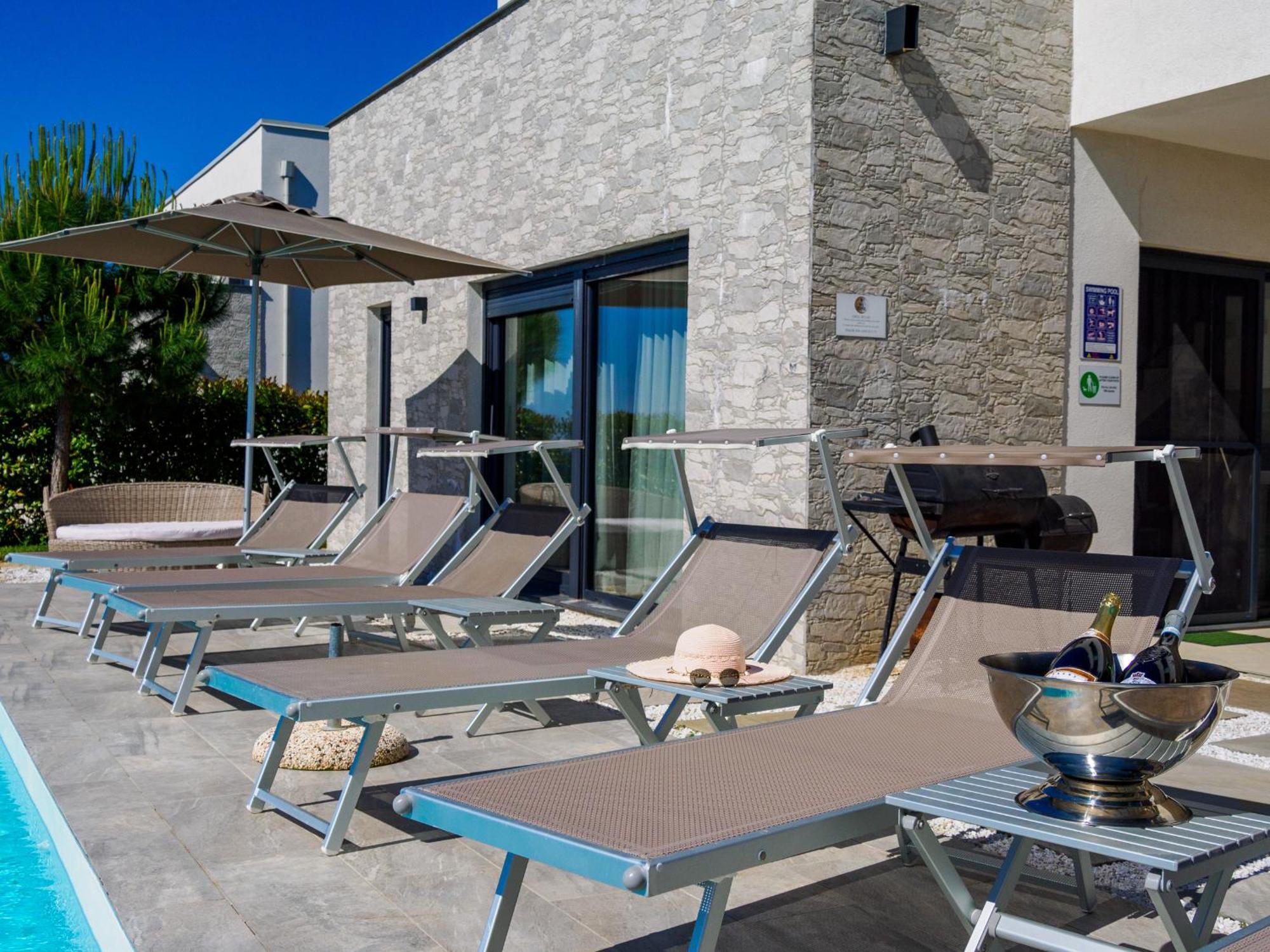 Sea View Villa Sun Sea & Fire Крница Экстерьер фото